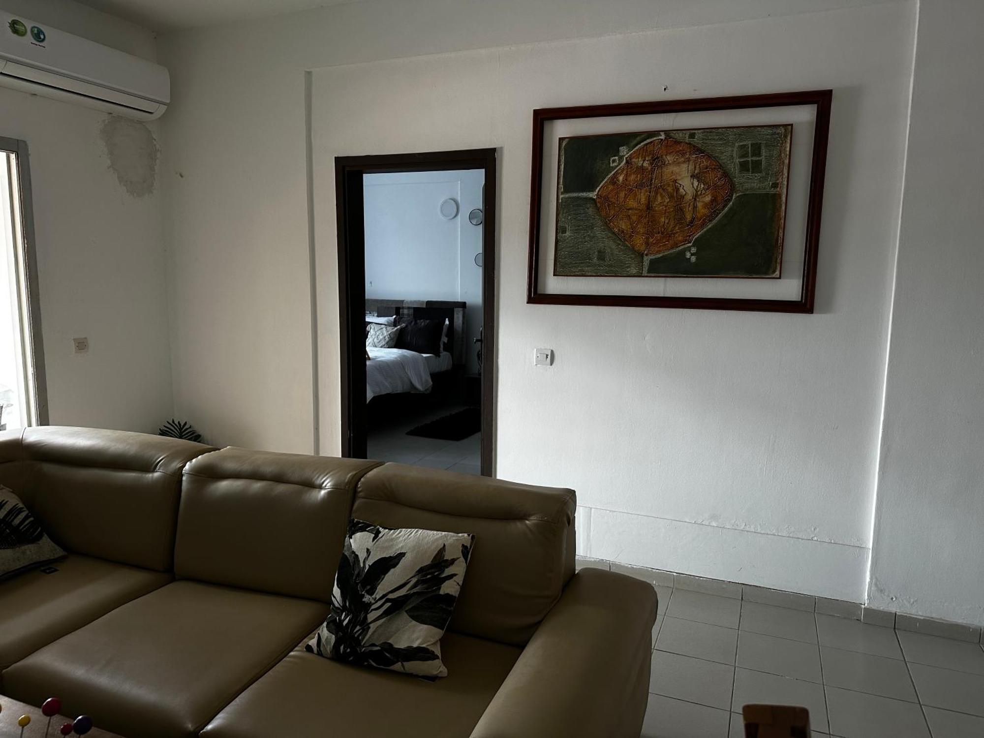 Living 1Bed -Spacious Fully Equipped - Lively Area Lägenhet Abidjan Exteriör bild